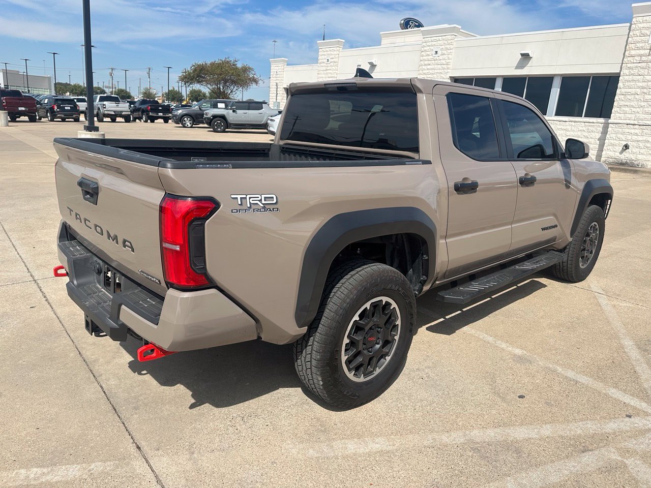 Used 2026 Toyota Tacoma TRD Off-Road AWD/4WD image 5
