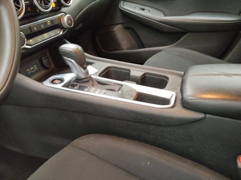 Used 2024 Nissan Sentra SV FWD image 26