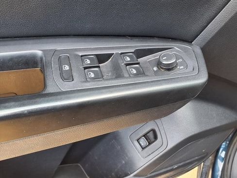 Used 2020 Volkswagen Atlas SE w/ Panoramic Sunroof Package FWD image 19
