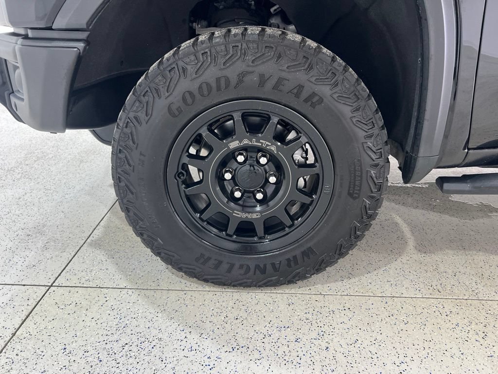 Used 2023 GMC Sierra 1500 AT4X w/ AT4X AEV Edition AWD/4WD image 31