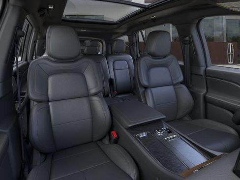 New 2026 Lincoln Aviator Reserve image 10