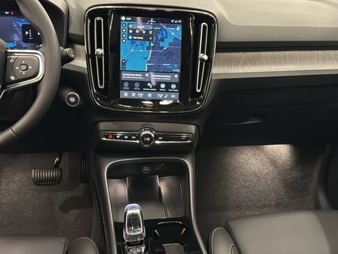 New 2026 Volvo XC40 B5 Plus w/ Protection Package Premier image 11