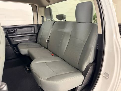 Used 2018 RAM 3500 Tradesman w/ Chrome Appearance Group AWD/4WD image 24
