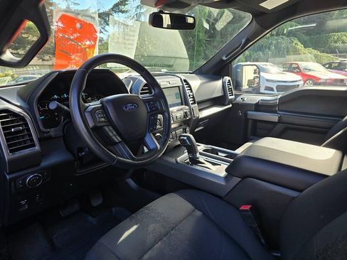 Used 2019 Ford F150 XLT w/ Equipment Group 302A Luxury AWD/4WD image 11