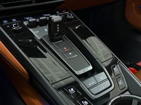 Certified 2025 Porsche 911 Carrera GTS RWD image 20