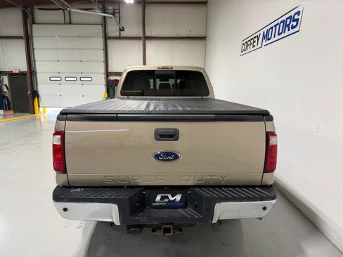 Used 2012 Ford F250 Lariat w/ Chrome Pkg image 5