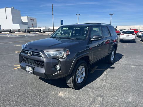 Used 2022 Toyota 4Runner SR5 Premium w/ Moonroof Package image 8