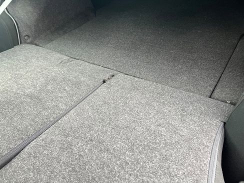 Used 2013 Subaru Legacy 2.5i Premium w/ All-Weather Pkg image 13