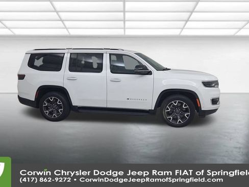 Certified 2024 Jeep Wagoneer Series III image 16