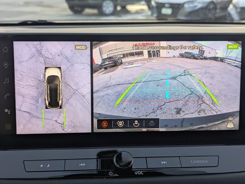 New 2026 Nissan Rogue Platinum image 14