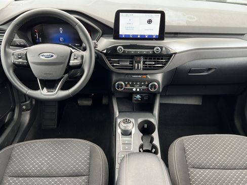Used 2023 Ford Escape Active w/ Cold Weather Package FWD image 10
