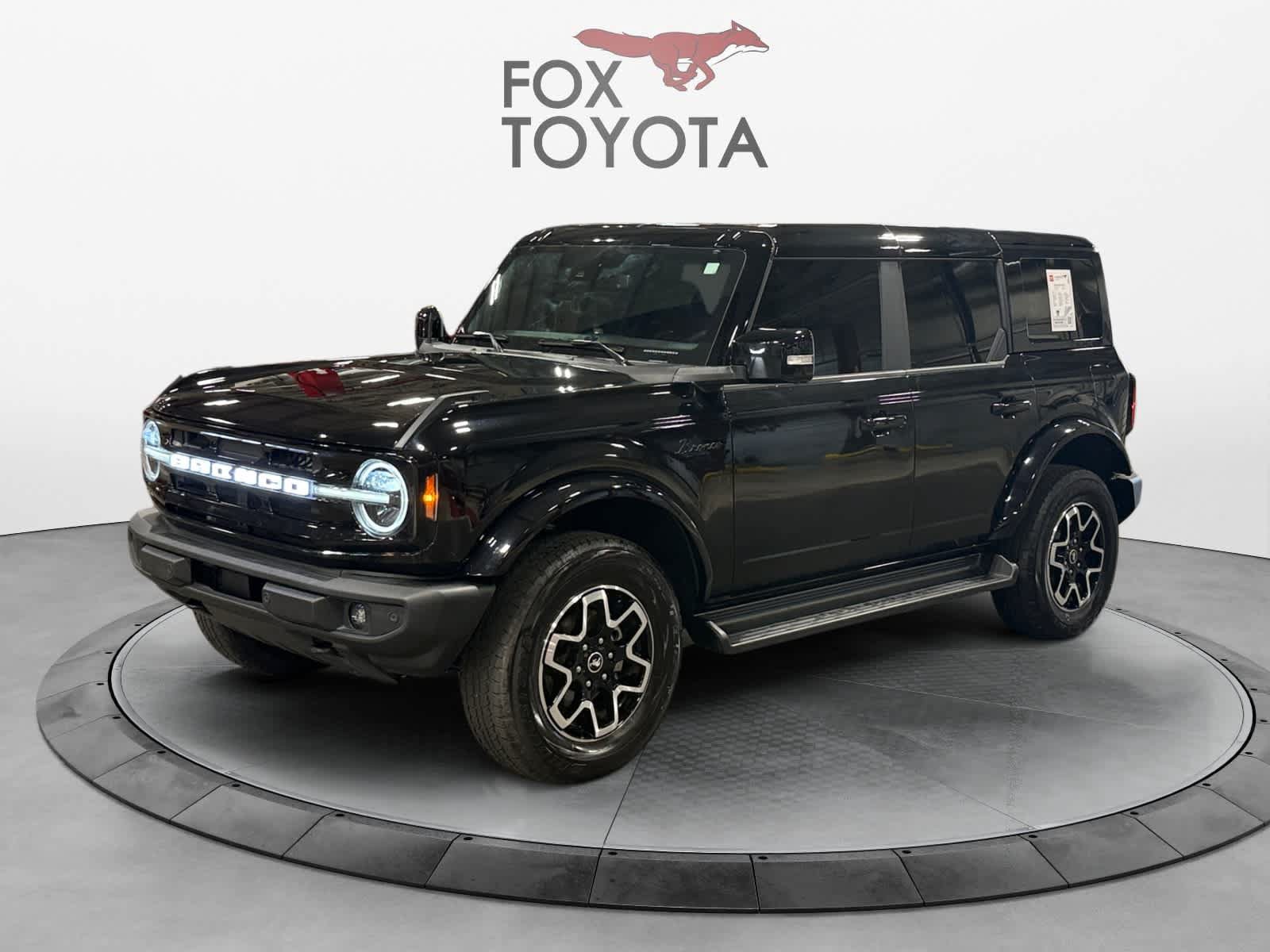 Used 2025 Ford Bronco Outer Banks AWD/4WD image 1