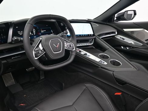 Used 2026 Chevrolet Corvette Stingray Preferred Conv w/ Z51 Performance Package RWD image 4
