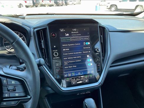 Used 2024 Subaru Crosstrek 2.5i Limited w/ Crosstrek Mirror Package image 6