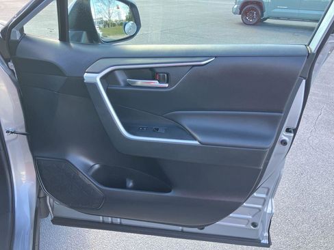 Certified 2024 Toyota RAV4 XLE image 31