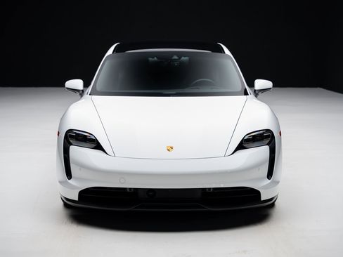 Used 2023 Porsche Taycan w/ Premium Package image 5