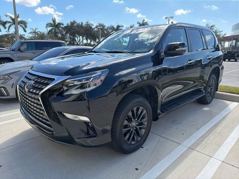Used 2023 Lexus GX 460 Premium w/ Premium Package image 6