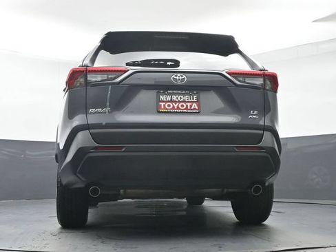 Certified 2025 Toyota RAV4 LE AWD/4WD image 31