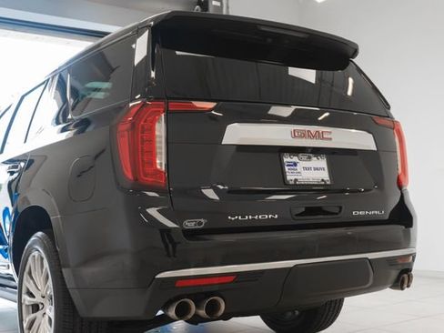 Used 2023 GMC Yukon Denali AWD/4WD image 13