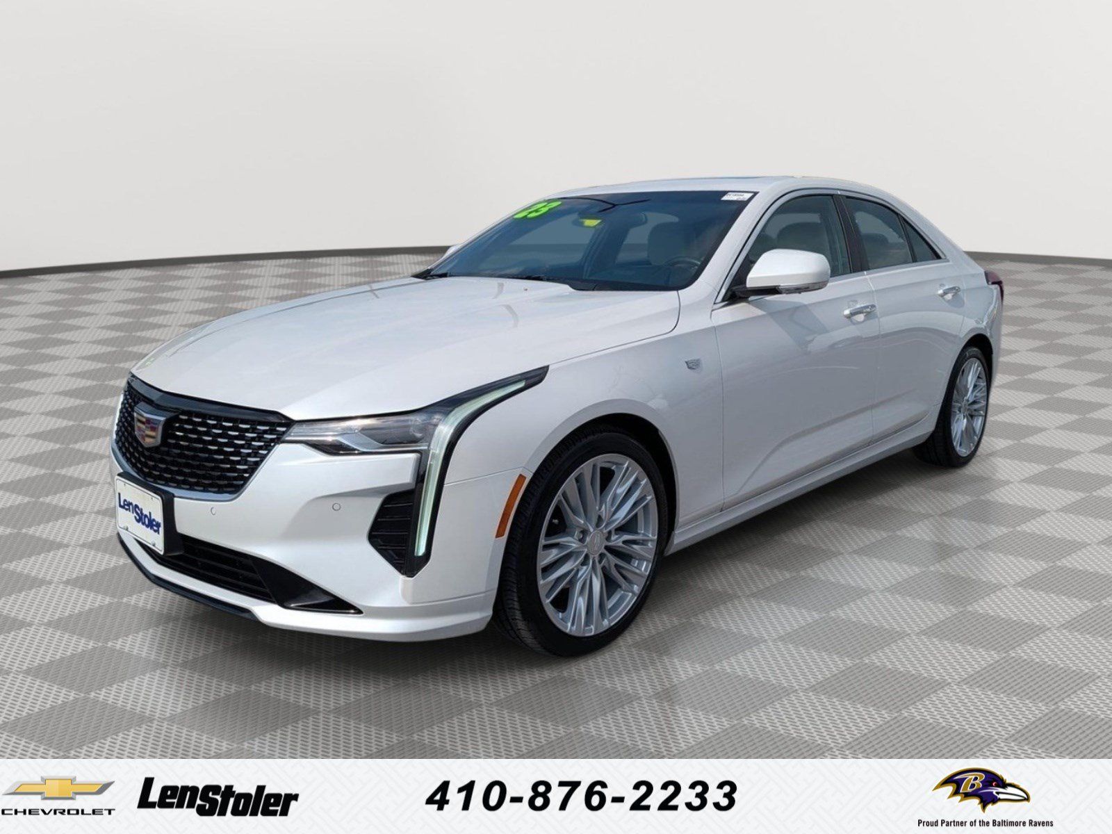 Used 2023 Cadillac CT4 Premium Luxury RWD image 1