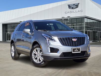 New 2025 Cadillac XT5 Luxury