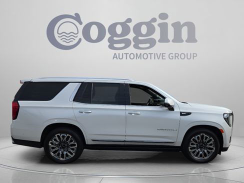 Certified 2023 GMC Yukon Denali Ultimate AWD/4WD image 6