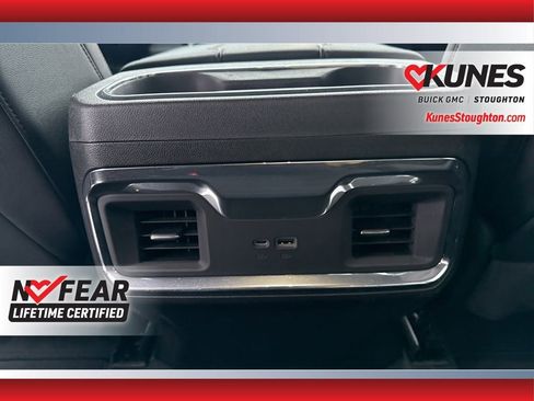 Used 2025 GMC Sierra 1500 SLT image 33
