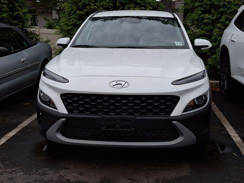 Certified 2023 Hyundai Kona SEL w/ Cargo Package AWD/4WD image 3