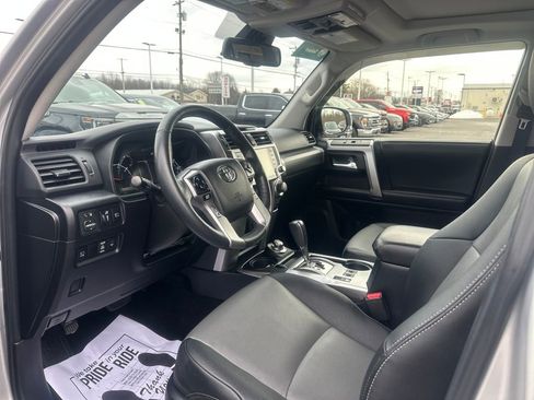 Used 2023 Toyota 4Runner SR5 Premium w/ Moonroof Package image 9