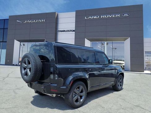 New 2026 Land Rover Defender 110 X-Dynamic SE AWD/4WD image 5