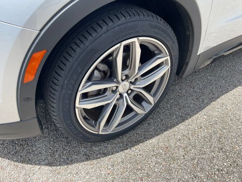 Used 2019 Cadillac XT4 Sport FWD image 11