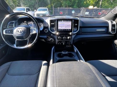 Used 2022 RAM 1500 Big Horn AWD/4WD image 16
