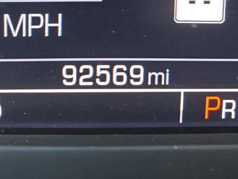 Used 2019 Chevrolet Tahoe LT image 25