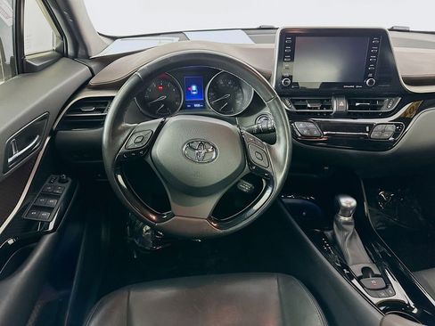 Used 2019 Toyota C-HR Limited image 30
