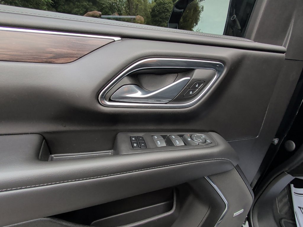 Used 2023 Chevrolet Tahoe LT AWD/4WD image 12