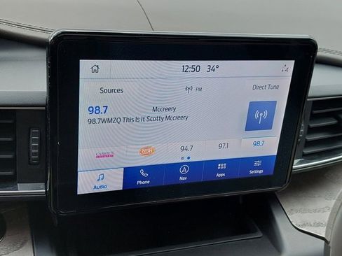 Used 2020 Ford Explorer Platinum image 44