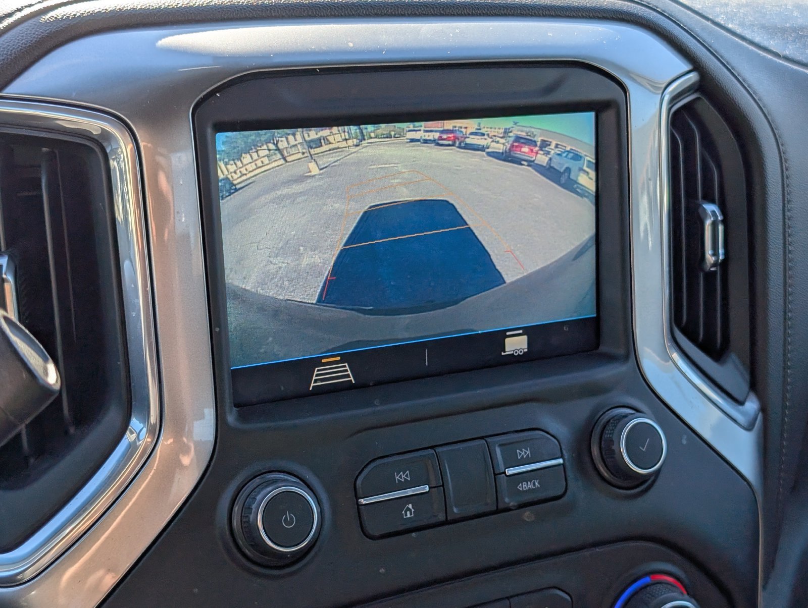 Used 2019 Chevrolet Silverado 1500 LT w/ All-Star Edition AWD/4WD image 17