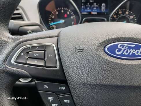 Used 2019 Ford Escape S FWD image 2