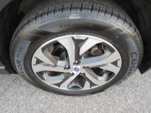 Used 2020 Subaru Outback Limited w/ Popular Package #2 image 10