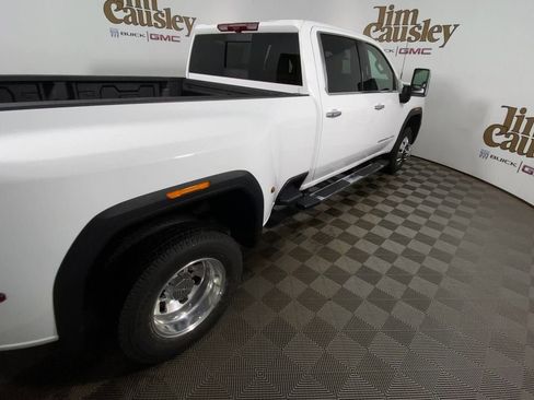 New 2026 GMC Sierra 3500 Denali w/ Denali Reserve Package image 8