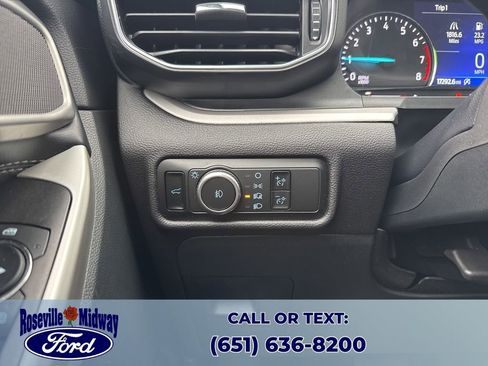 Used 2023 Ford Explorer XLT w/ Equipment Group 202A image 24