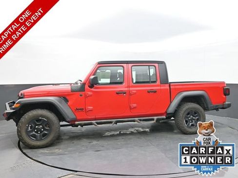 Used 2022 Jeep Gladiator Sport AWD/4WD image 2