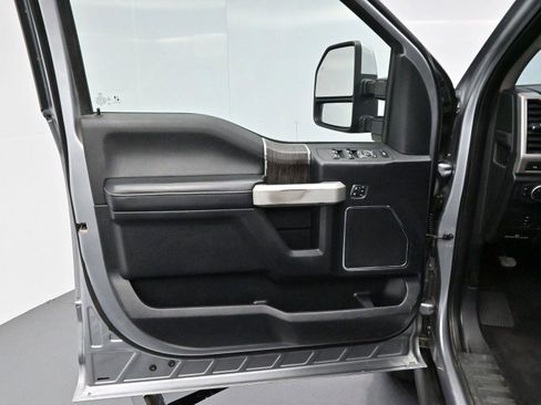 Used 2020 Ford F350 Lariat w/ Lariat Value Package image 10