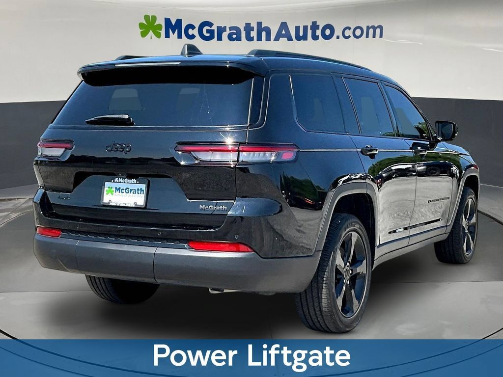 Used 2023 Jeep Grand Cherokee L Laredo AWD/4WD image 8