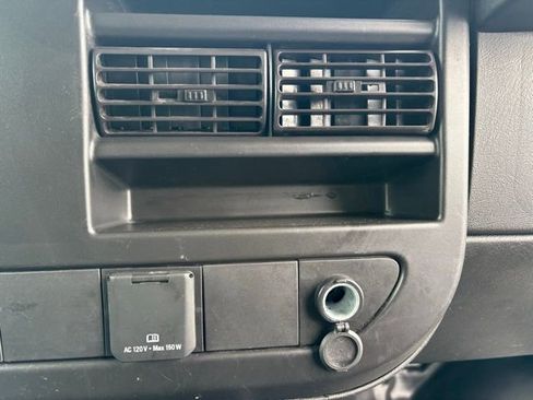 Used 2024 Chevrolet Express 2500 w/ Driver Convenience Package image 26