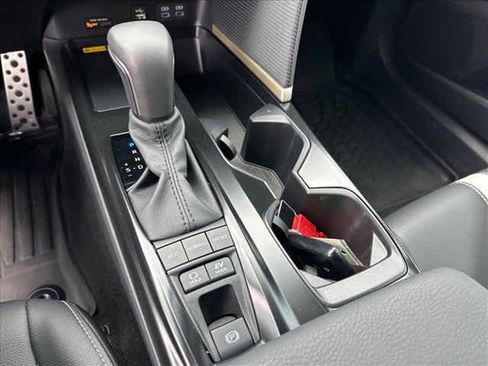 Used 2026 Toyota Camry SE w/ Convenience Package image 23