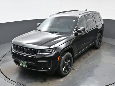 New 2026 Jeep Grand Cherokee L Limited image 19