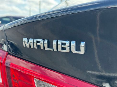 Used 2022 Chevrolet Malibu LS image 10