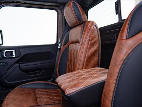 Used 2026 Jeep Wrangler Unlimited Sport image 37