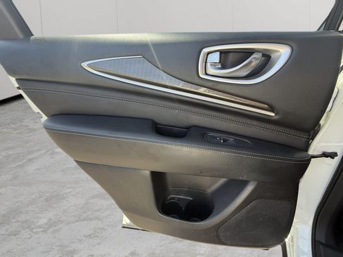 Used 2019 INFINITI QX60 Luxe w/ Essential Package AWD/4WD image 31